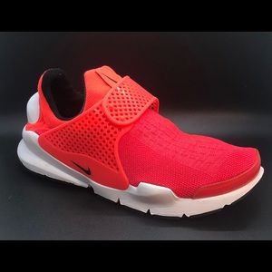 **SOLD** Nike Women’s *Special Edition* Sock Dart